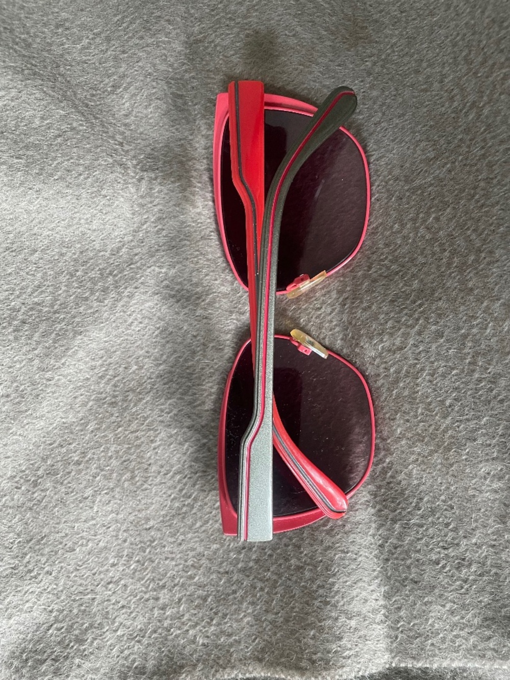 Betsy Johnson Gaga's Workshop Sunglasses - Picture 6 of 16